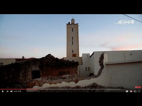 شاهد هدم مراحيض مسجد في الحاجب‎