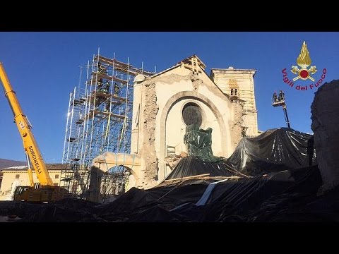 مواصلة ترميم كنيسة القديس بنيدكت في نورتشيا الايطالية