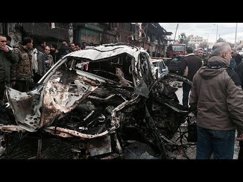 مقتل ما بين 9 إلى 14 شخصًا على الأقل في تفجير انتحاري في جَبْلَة السورية