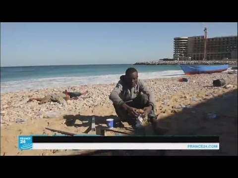 شاهد مهاجرون يموتون غرقًا على بعد خطوات من سواحل ليبيا
