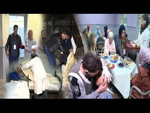 شاهد  مبادرة انسانية رائعة لحماية الناس من البرد