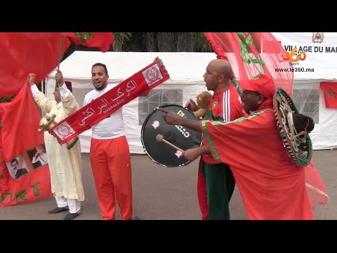 شاهد الجمهور المغربي يُساند فريقه في الغابون