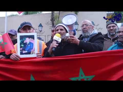 شاهد  احتجاج أصحاب المحلات التجارية لسوق دالاس بعمالة الحي الحسني