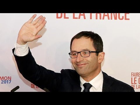 شاهد بونْوَا آمون يفوز في الانتخابات التمهيدية للحزب الاشتراكي الفرنسي