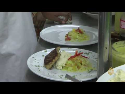 شاهد تدشين مطعم لإعادة تأهيل السجينات في كولومبيا