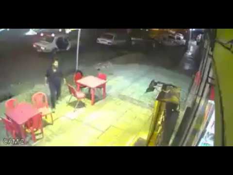 شاهد كاميرا مراقبة تفضح لص الفراخ المشوية