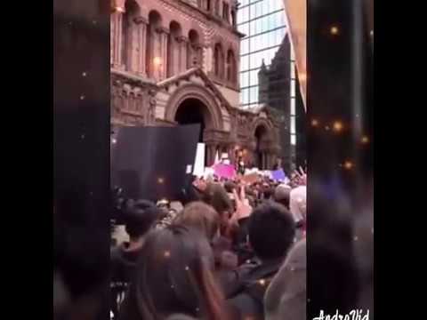 رفع الأذان من كنيسة ترينتي في بوسطن