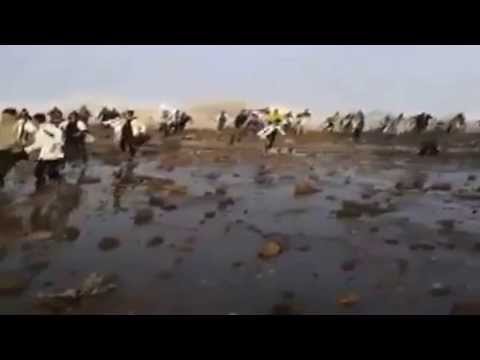 شاهد أمواج البحر تُهاجم مدينة سلا المغربية