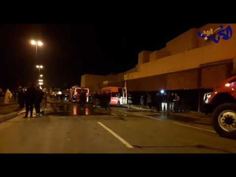 شاهد اندلاع حريق هائل في معمل للنسيج