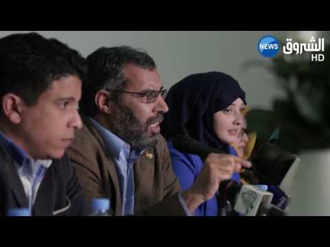 شاهد طالبات ينظمن وقفة تضامنية مع الشعب الصحراوي