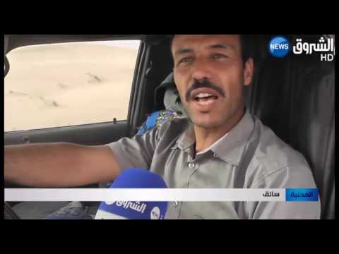 زحف الرمال يهدد سلامة مستعملي طريق الوادي