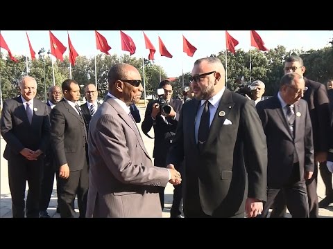 شاهد استقبال الملك محمد السادس لرئيس غينيا