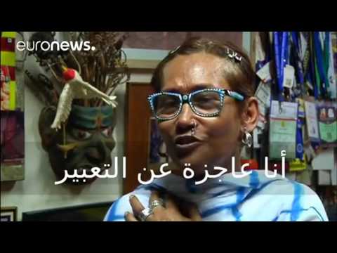 عرض أزياء في الهند لنساء ضحايا تشوه المواد الحارقة