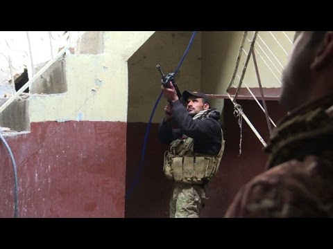 معارك عنيفة على أطراف المدينة القديمة في الموصل