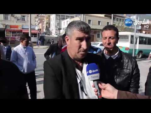 عمال البلديات المنضوون تحت لواء نقابة السناباب في اعتصام متواصل