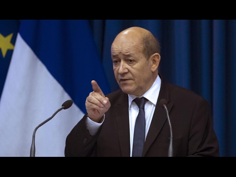 شاهد وزير الدفاع الفرنسي يعلن بدء معركة الرقة خلال أيام