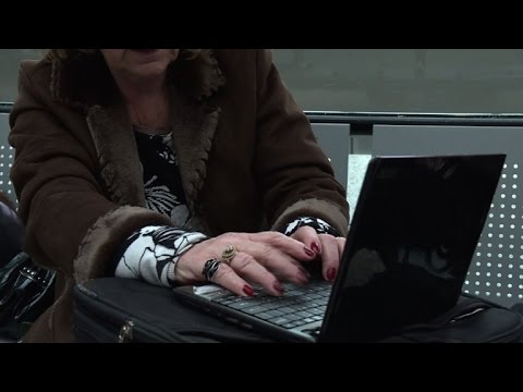 بريطانيا تمنع حمل أجهزة الكترونية على متن طائرات آتية من 6 دول