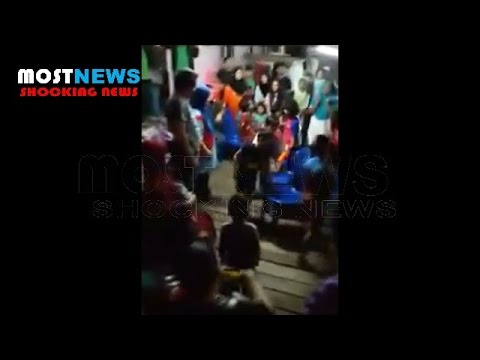 شاهد حفلة أطفال تتحول لكارثة بعد انهيار أرضي