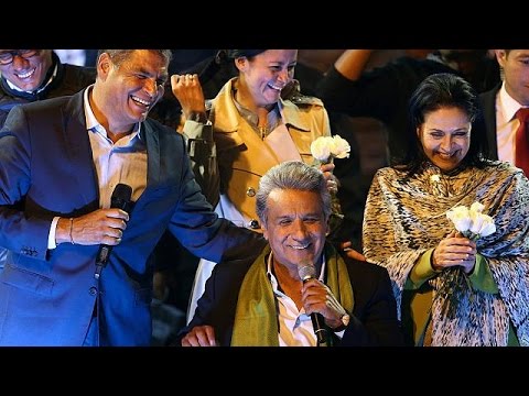 شاهد فوز اليساري لينين مورينو في الانتخابات الرئاسية في الإكوادور