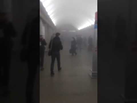 المشاهد الأولى لتفجير محطة مترو الأنفاق في روسيا