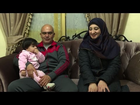 اللاجئون السوريون يستعدون لبقاء طويل في مصر