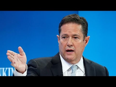 شاهد الرئيس التنفيذي لبنك باركليز قيد التحقيق