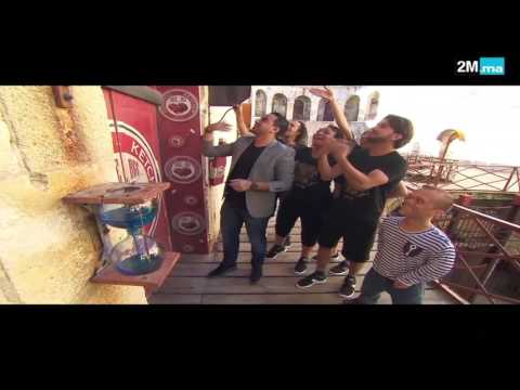 شاهد محمد رضى يسبح وسط صلصلة الكيتشوب