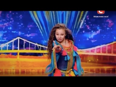 شاهد طفلة مغربية تبهر لجنة تحكيم برنامج مواهب أوكراني