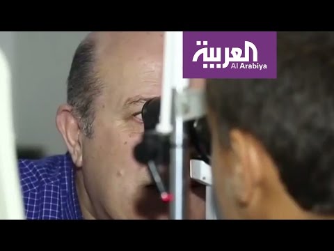 طبيب أردني يداوي مئات اللاجئين السوريين