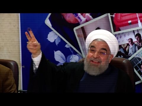 بالفيديو حسن روحاني يقدّم ترشيحه للانتخابات الرئاسية سعيًا لولاية ثانية