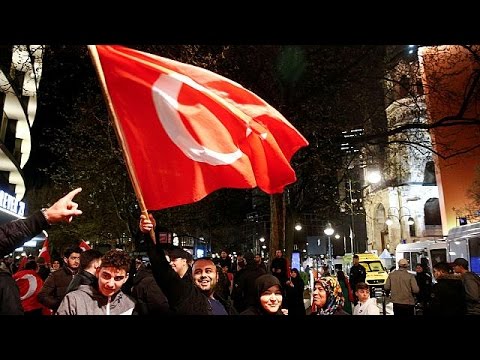 65 من الأتراك في ألمانيا صوتوا لصالح الإستفتاء
