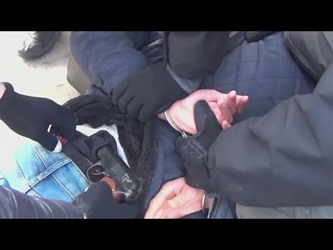 شاهد الأمن الروسي يعتقل مشتبهًا آخرًا لضلوعه بتفجير سانت بطرسبورغ