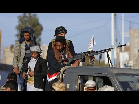 شاهد الحوثيون يعتقلون عشرات المدنيين في محافظات عدة في اليمن