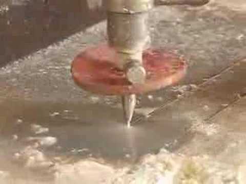 طريقة قطع الحديد بالماء