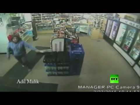 شابة أميركية تطرد مسلحيّن حاولا سرقة متجرها