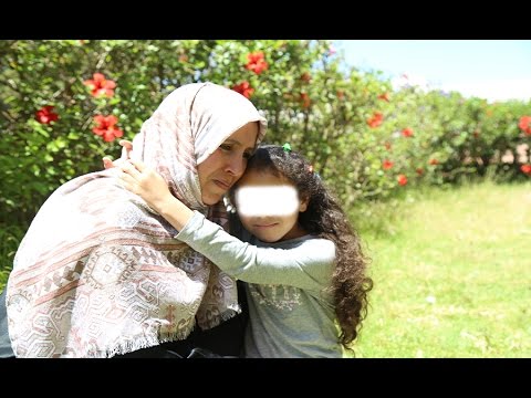 شاهد الطفلة هبة تحكي بمرارة فاجعة اغتصابها من طرف معلمتها