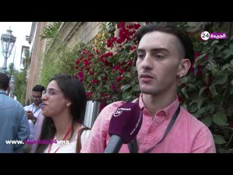 شاهد معجب مغربي يفاجئ نوال الزغبي ويصفها بـالعشق الأبدي