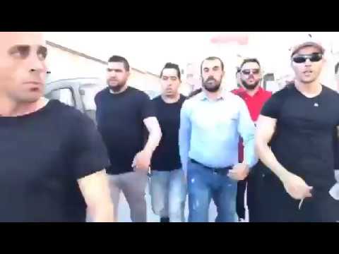 شاهد حرس خاص يحمي قائد حراك الريف ناصر الزفزافي