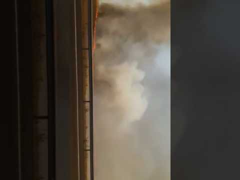 شاهد حريق أرضي في الطريق بين وادزم وخريبكة