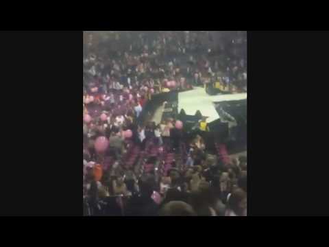 شاهد 20 قتيلًا وعشرات الجرحى في إنفجار ضخم أثناء حفلة غنائية في مانشستر أرينا