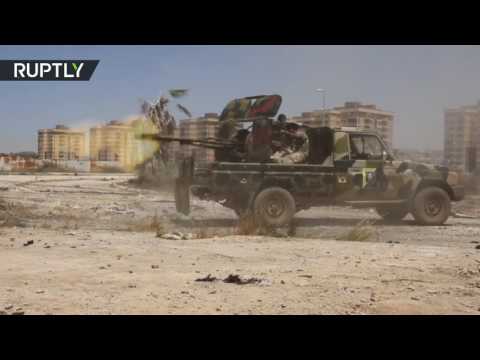 بالفيديو  قوات خليفة حفتر تقصف مجموعات عسكرية