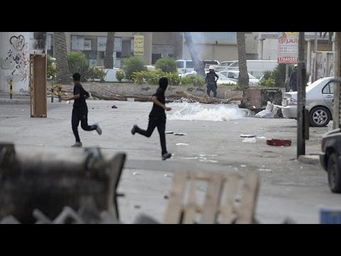 شاهد مقتل 5 متظاهرين في البحرين