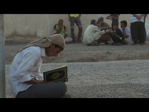 شاهد نازحو الموصل يبدأون رمضان بالحد الأدنى من متطلبات العيش