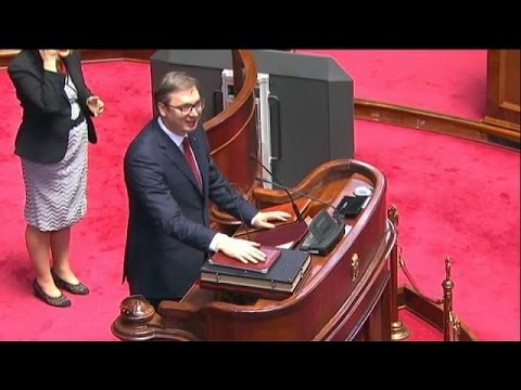 شاهد الرئيس الصربي الجديد يرغب بفتح حوار مع كوسوفو