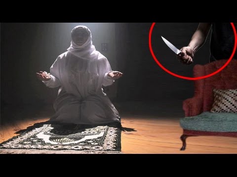 شاهد  شاب مسلم يقطع رأس أمه وهي تصلي
