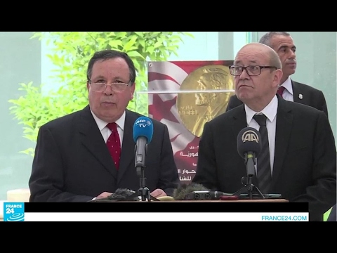 وزير الخارجية الفرنسي يتحدث من متحف باردو