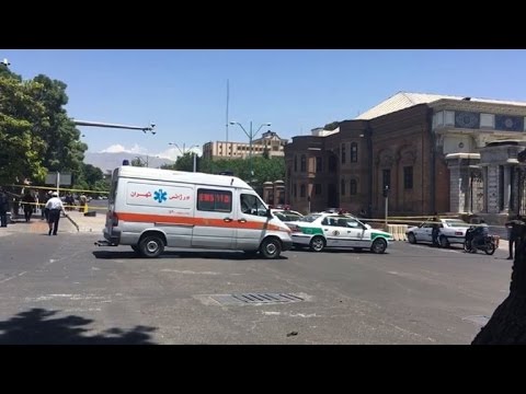 هجومان على مجلس الشورى ومرقد الخميني في إيران