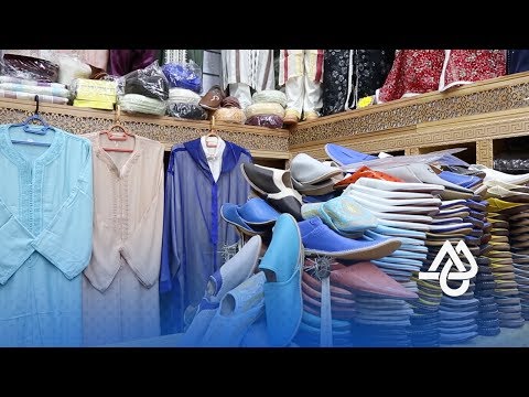 مقطع يظهر الإقبال على الملابس التقليدية في رمضان