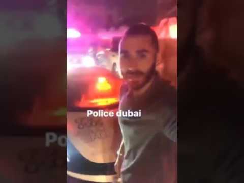بالفيديو بنزيما يوثّق جولته الخاصة داخل سيارة شرطة دبي