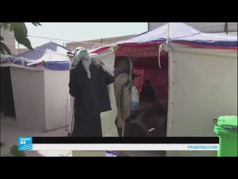 شاهد مستشفيات يمنية تنصب خيما لاستقبال مرضى الكوليرا